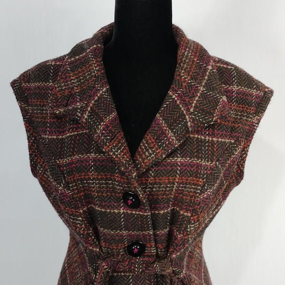 Cabi #691 Cinch It Up Tweed Vest - Picture 4 of 9